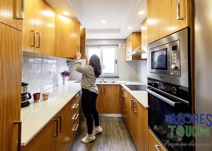 Sunset Pool House T2 Feteira (Terceira)